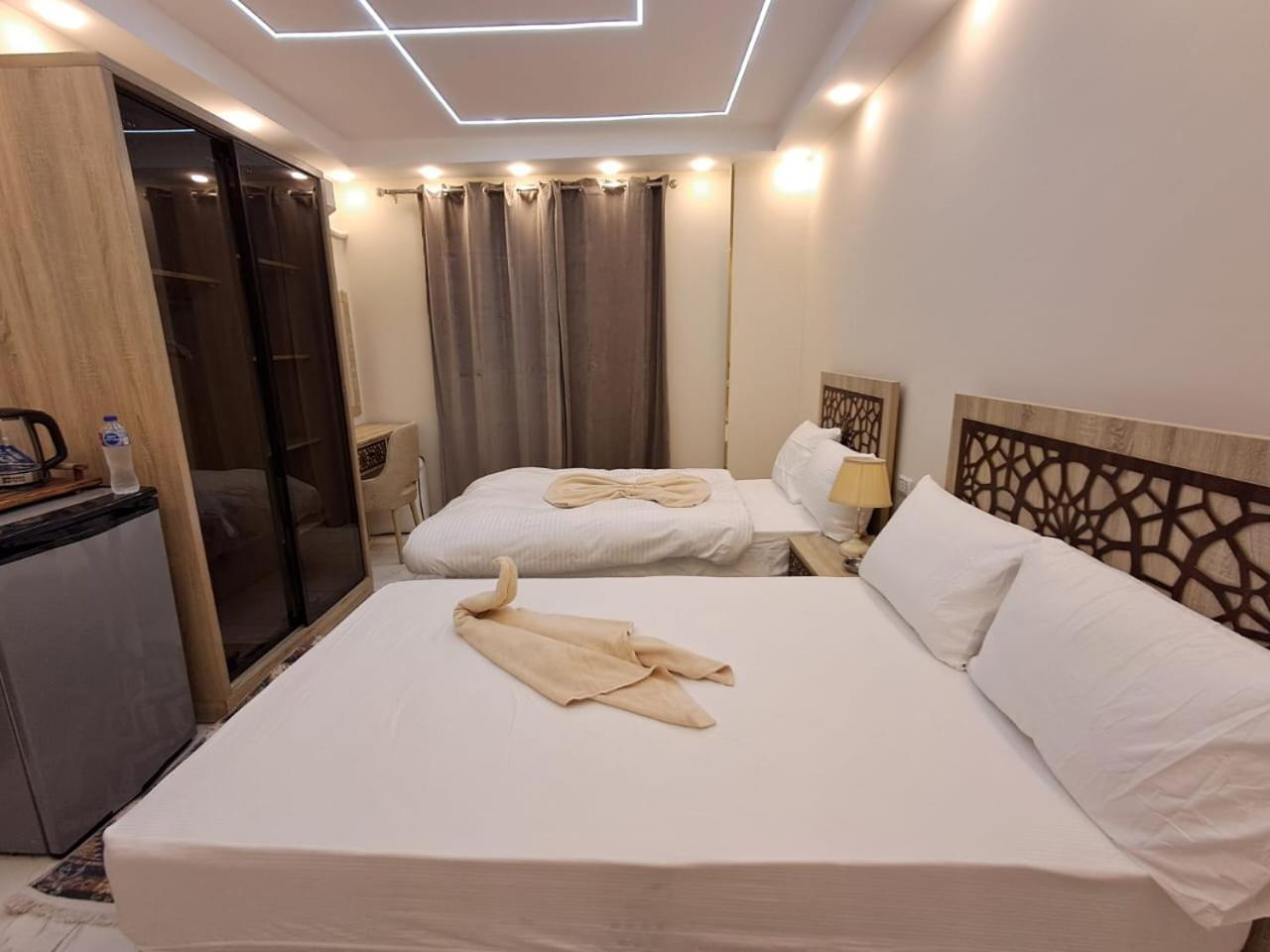 Pyramids East Inn Kafrat al Jabal Ngoại thất bức ảnh
