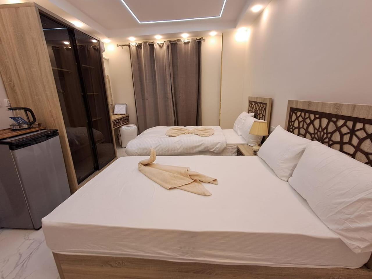 Pyramids East Inn Kafrat al Jabal Ngoại thất bức ảnh