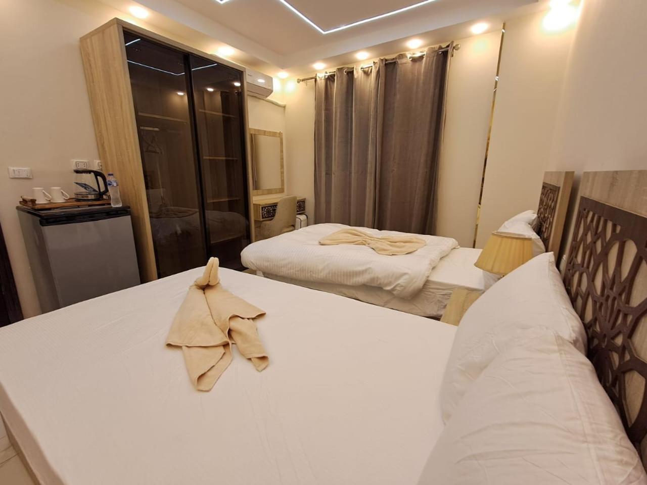 Pyramids East Inn Kafrat al Jabal Ngoại thất bức ảnh